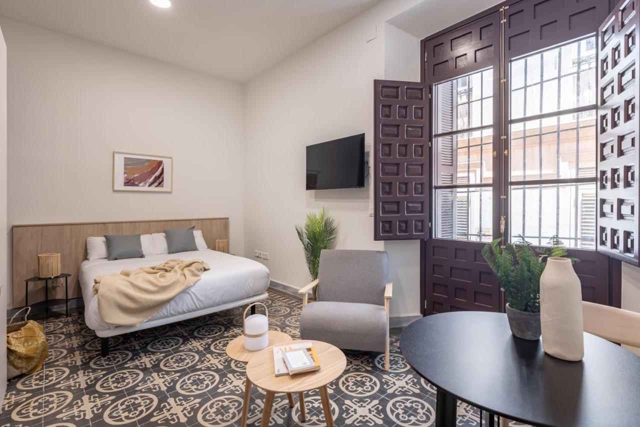 Apartamentos Libere Malaga La Merced Dış mekan fotoğraf