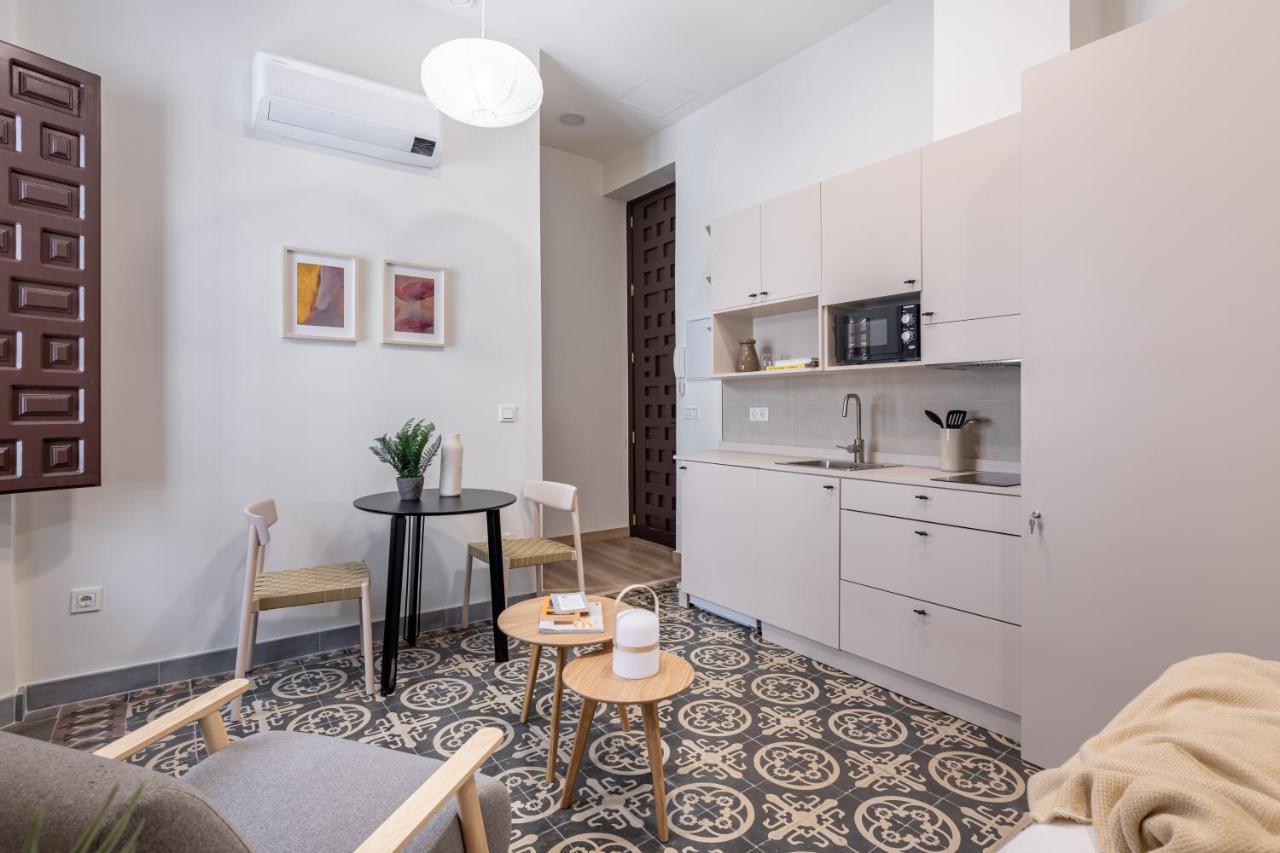 Apartamentos Libere Malaga La Merced Dış mekan fotoğraf